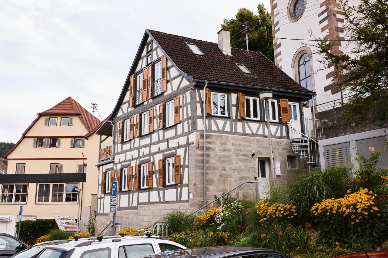 Апарт отель Goldenes Hausle Sulzbach an der Murr Экстерьер фото